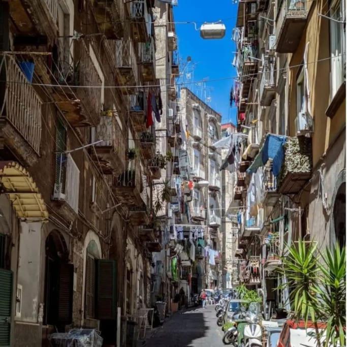 Risvegli Partenopei House Napoli Bagian luar foto